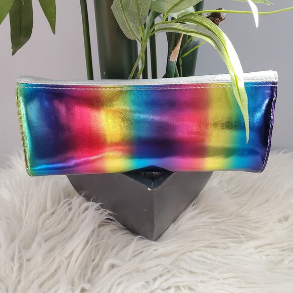 PUR My Little Pony Holographic Rainbow 6 Brush Makeup Set - Picture 2 of 9